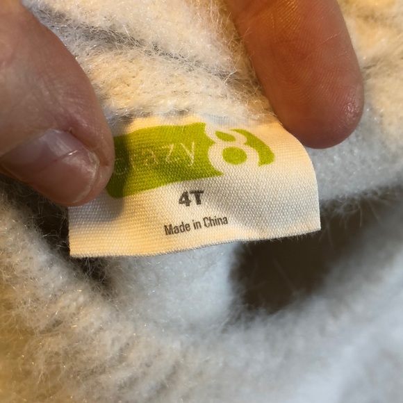 Adorable like new fuzzy winter white star dress - Picture 8 of 9